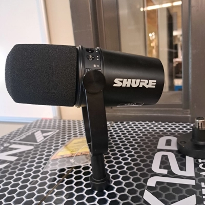 Shure - MV7-K 3